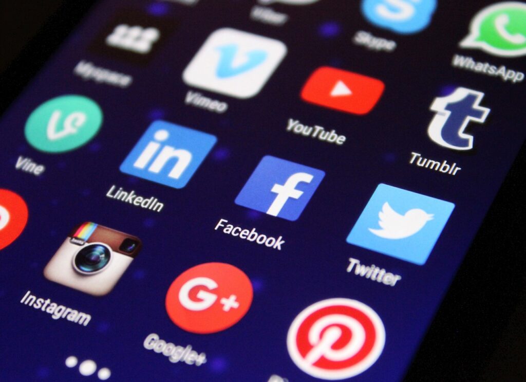 How Social Media Influences Casino Choice for Younger Players